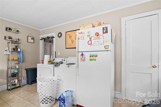 3354 Clay Apartments Court, Lenoir, NC 28645