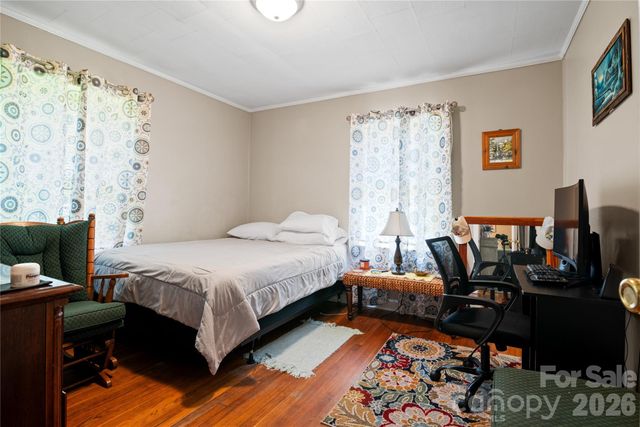 3354 Clay Apartments Court, Lenoir, NC 28645