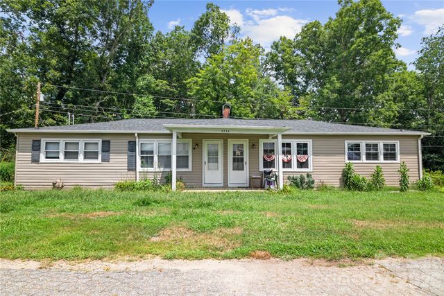 3354 Clay Apartments Court, Lenoir, NC 28645