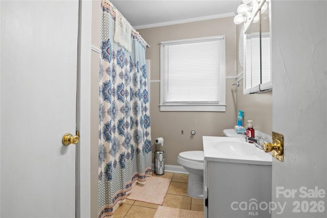 3354 Clay Apartments Court, Lenoir, NC 28645