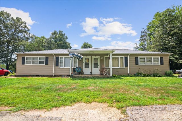 3354 Clay Apartments Court, Lenoir, NC 28645