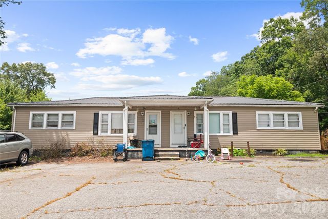 3354 Clay Apartments Court, Lenoir, NC 28645