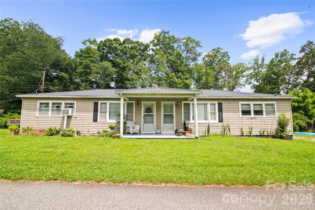 3354 Clay Apartments Court, Lenoir, NC 28645