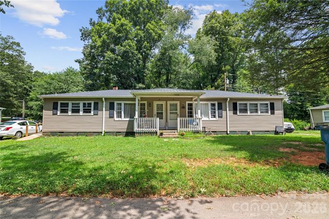 3354 Clay Apartments Court, Lenoir, NC 28645