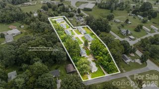 3354 Clay Apartments Court, Lenoir, NC 28645