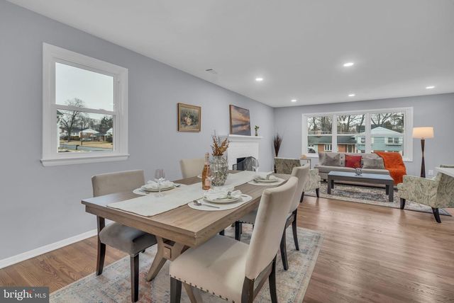 10705 AMES ST, Fairfax, VA 22032