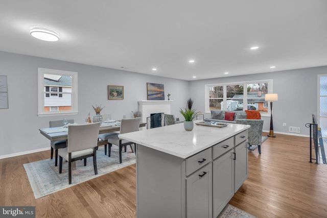 10705 AMES ST, Fairfax, VA 22032