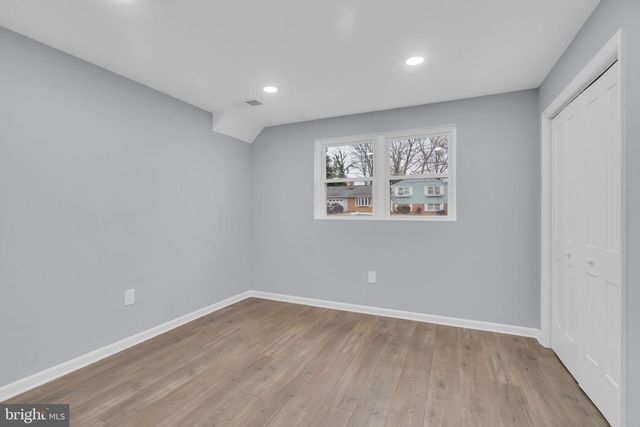 10705 AMES ST, Fairfax, VA 22032