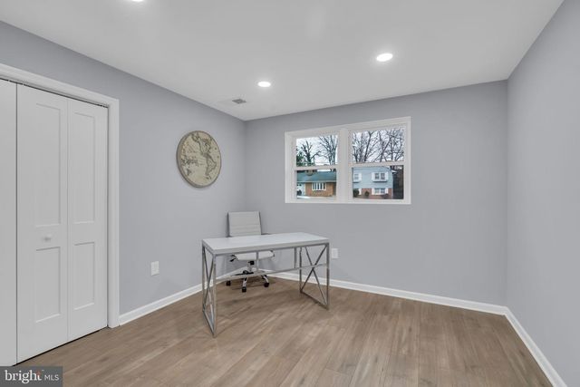 10705 AMES ST, Fairfax, VA 22032