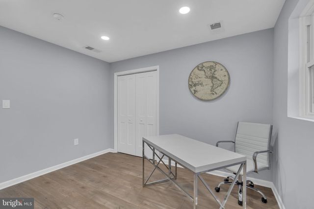 10705 AMES ST, Fairfax, VA 22032