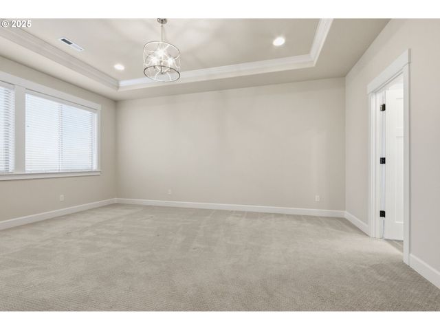 11936 Skellenger Way, Oregon City, OR 97045