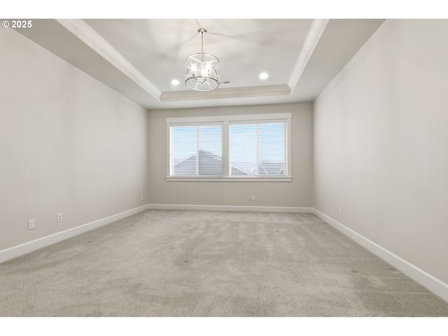 11936 Skellenger Way, Oregon City, OR 97045