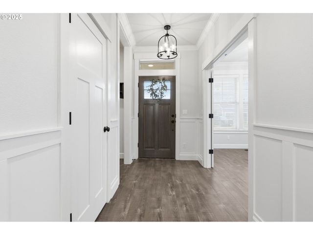 11936 Skellenger Way, Oregon City, OR 97045