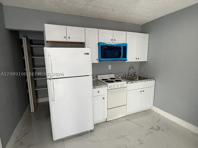 12620 SW 188th St E, Miami, FL 33177