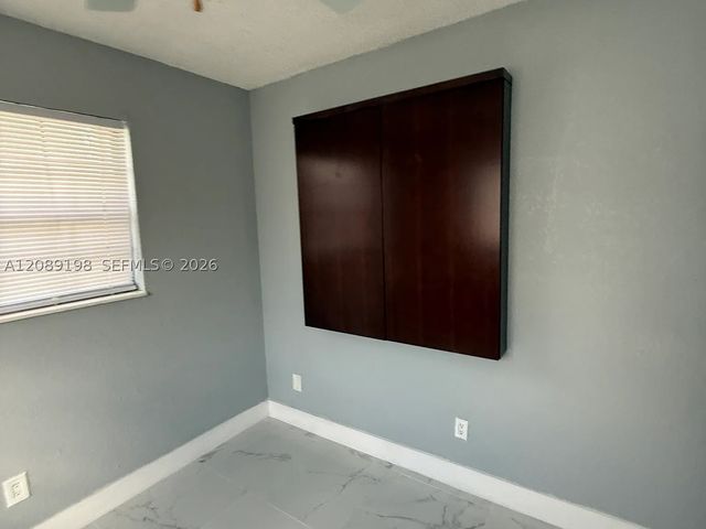 12620 SW 188th St E, Miami, FL 33177