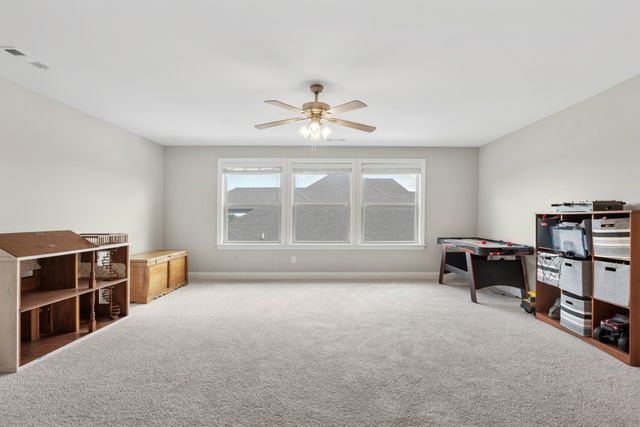 1026 Brighton Ln, Gallatin, TN 37066