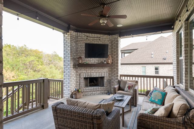 1026 Brighton Ln, Gallatin, TN 37066