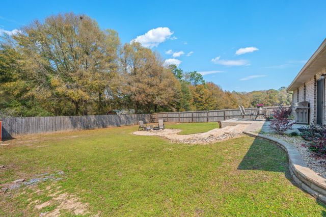 2283 Lewis Street, Crestview, FL 32536