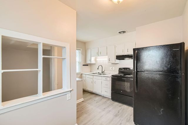 2454 Joyce Avenue, Columbus, OH 43211