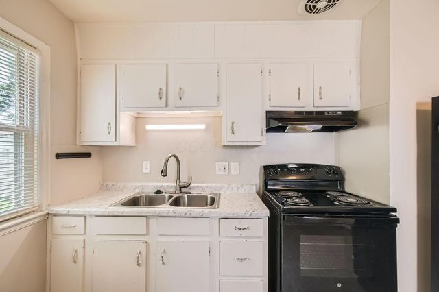 2454 Joyce Avenue, Columbus, OH 43211