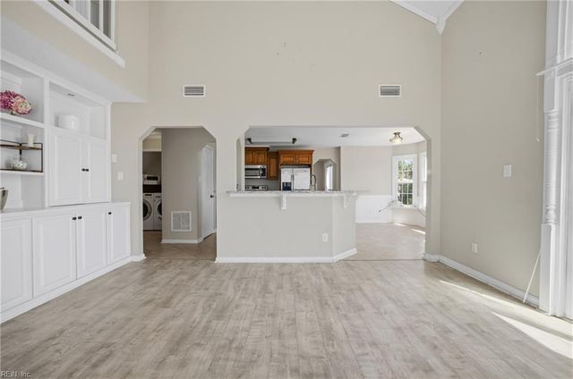 3201 Barberry LN, Virginia Beach, VA 23453