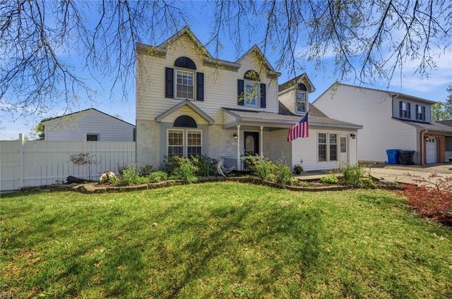 3201 Barberry LN, Virginia Beach, VA 23453