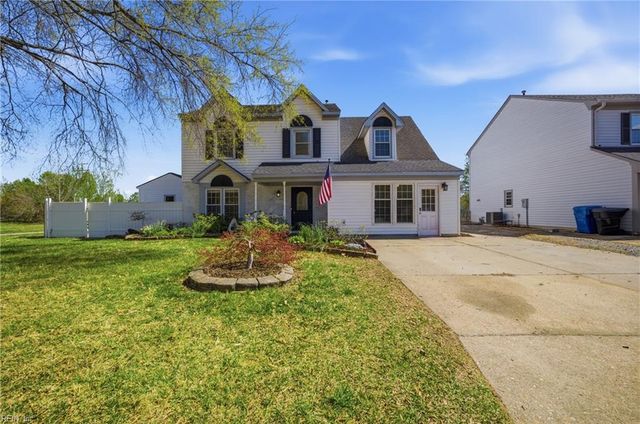 3201 Barberry LN, Virginia Beach, VA 23453