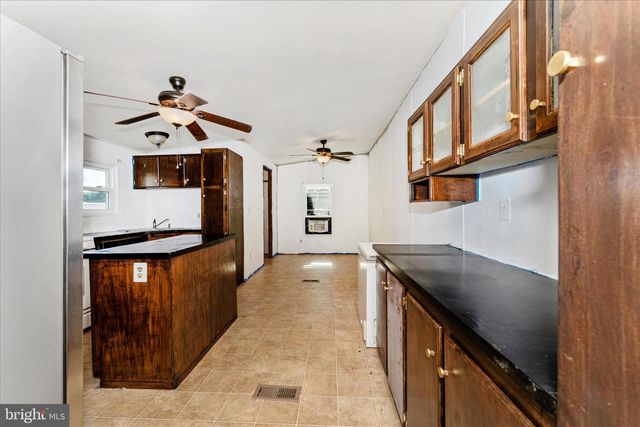12109 HEATHER DR, Hagerstown, MD 21740