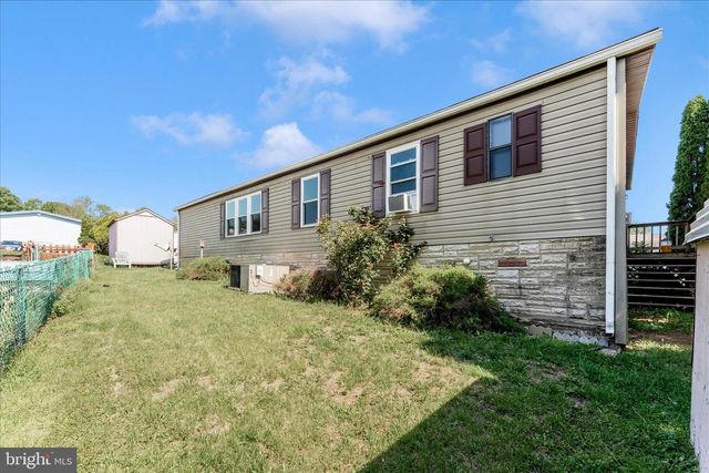 12109 HEATHER DR, Hagerstown, MD 21740