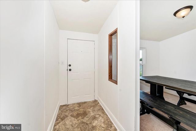 12109 HEATHER DR, Hagerstown, MD 21740