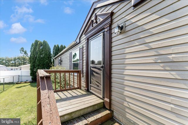 12109 HEATHER DR, Hagerstown, MD 21740