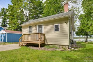 805 Rainbow Drive, East Tawas, MI 48730