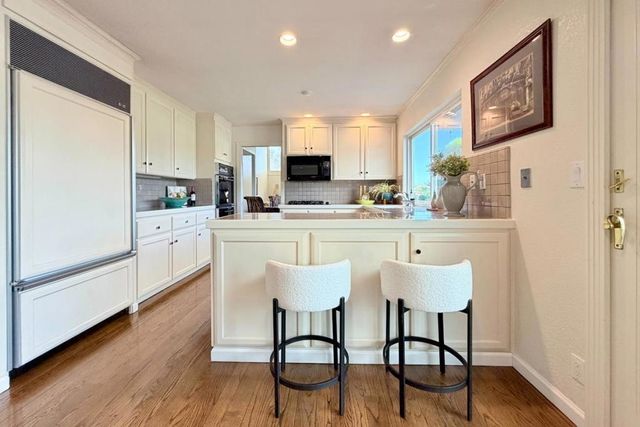 12498 Sumner Drive, Saratoga, CA 95070