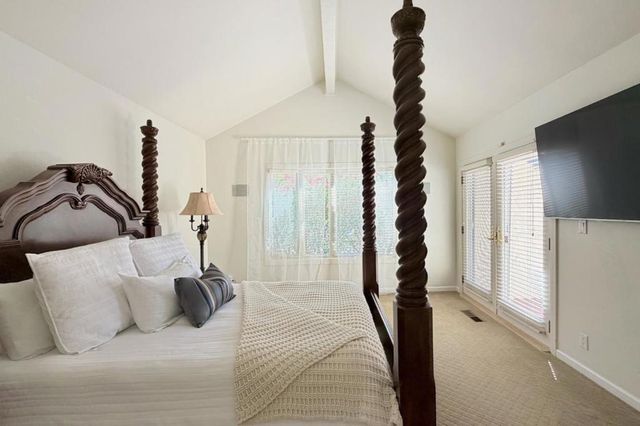 12498 Sumner Drive, Saratoga, CA 95070