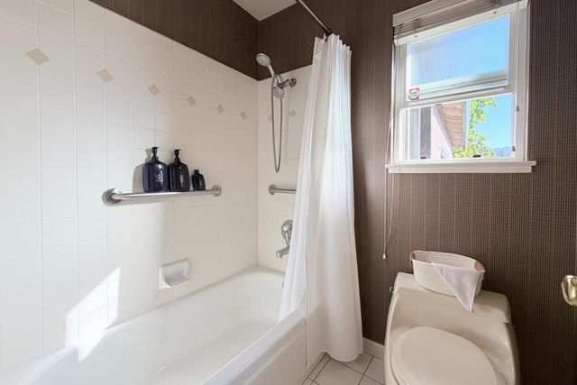 12498 Sumner Drive, Saratoga, CA 95070