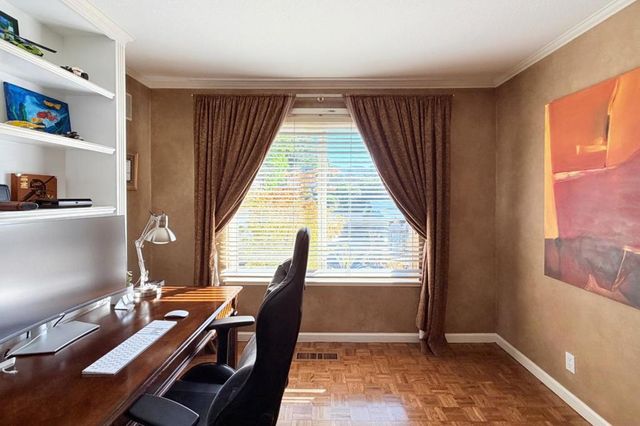 12498 Sumner Drive, Saratoga, CA 95070