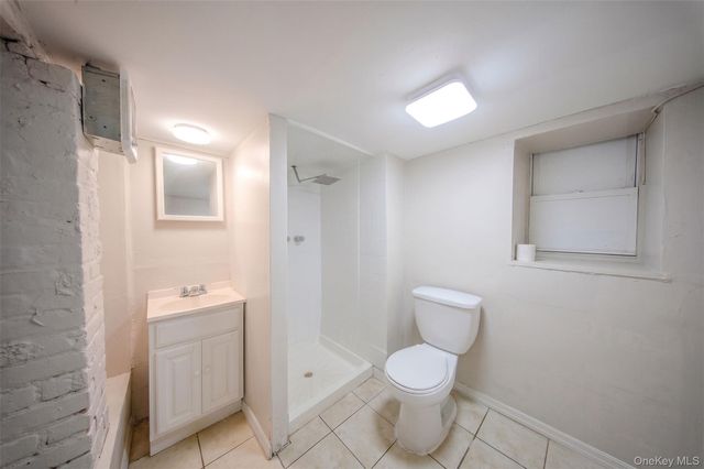 850 E 223rd Street, Bronx, NY 10466