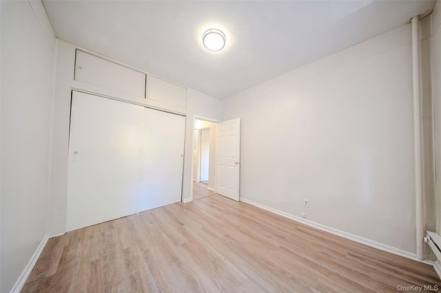 850 E 223rd Street, Bronx, NY 10466