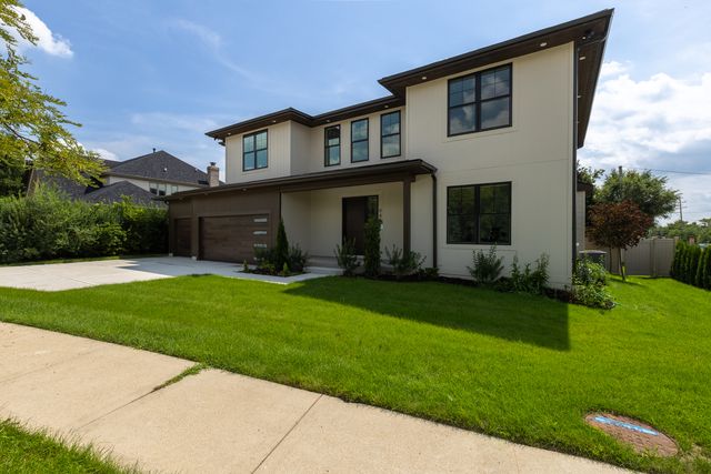 949 Internationale Parkway, Woodridge, IL 60517