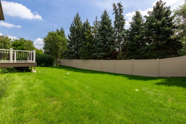 949 Internationale Parkway, Woodridge, IL 60517