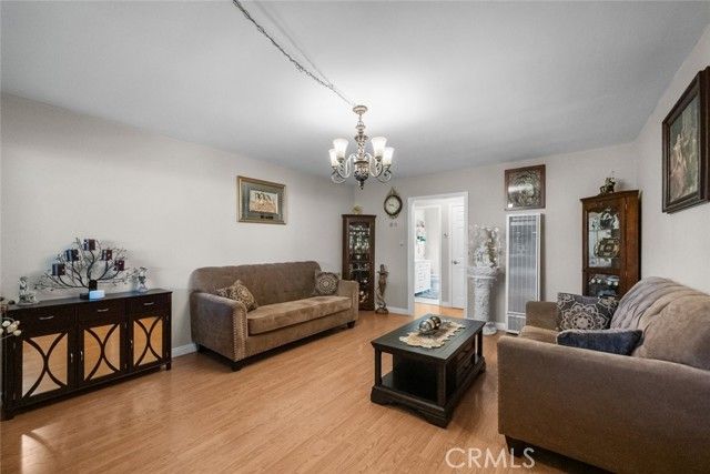 6661 Wilkinson Avenue, North Hollywood (los Angeles), CA 91606