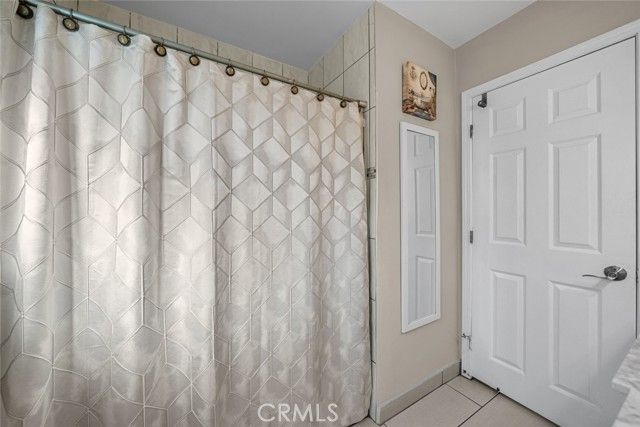 6661 Wilkinson Avenue, North Hollywood (los Angeles), CA 91606