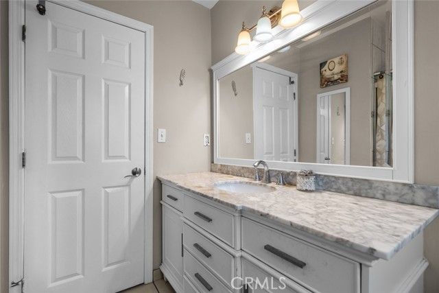 6661 Wilkinson Avenue, North Hollywood (los Angeles), CA 91606