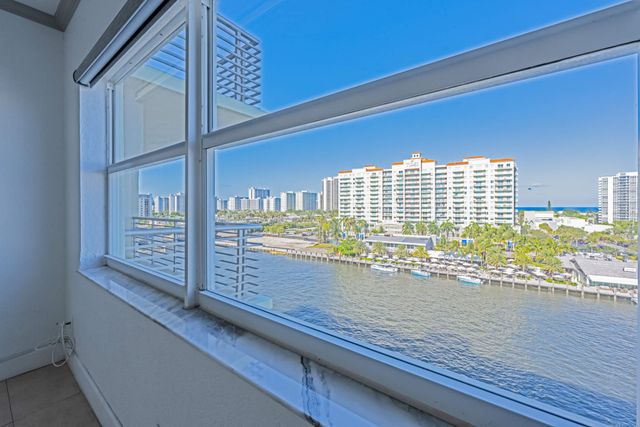 2900 NE 30th Street 9i, Fort Lauderdale, FL 33306