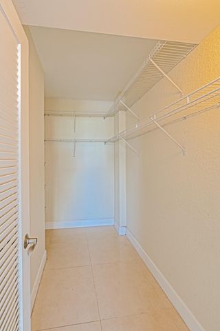 2900 NE 30th Street 9i, Fort Lauderdale, FL 33306
