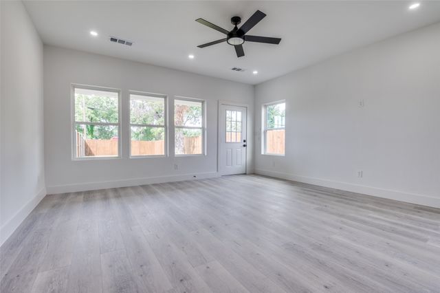 3415 Wendelkin Street, Dallas, TX 75215