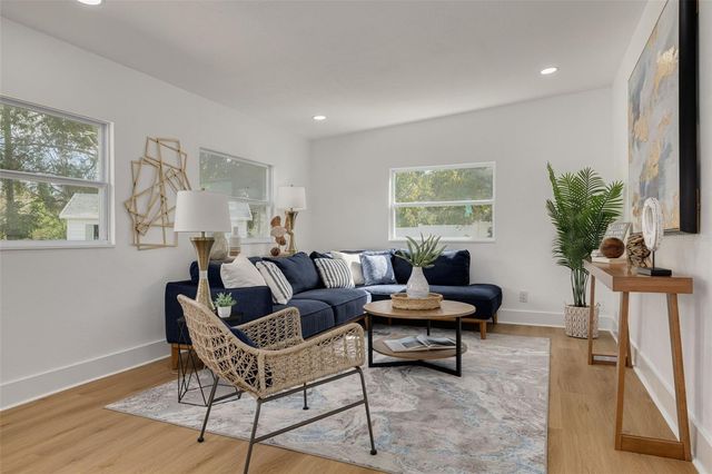 616 5TH AVENUE SE, Largo, FL 33771