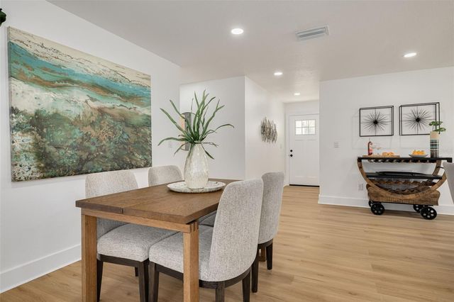 616 5TH AVENUE SE, Largo, FL 33771