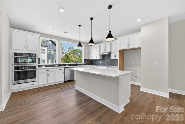 7929 Cedarsmith Court, Charlotte, NC 28217