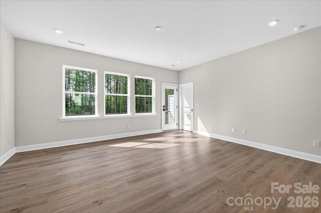 7929 Cedarsmith Court, Charlotte, NC 28217